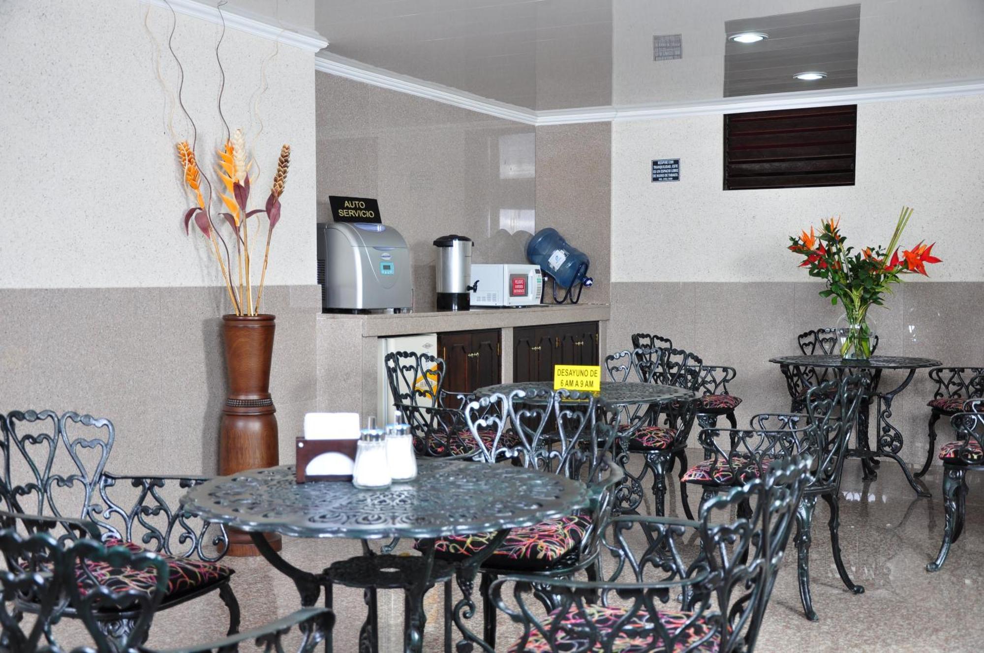 Hoteles Bogota Inn La Soledad Екстер'єр фото